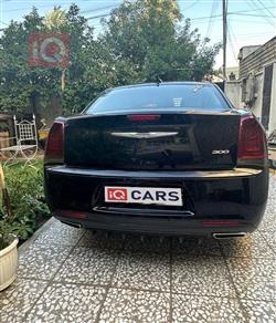 كرايسلر 300